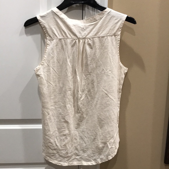 Women’s Top - Picture 5 of 12